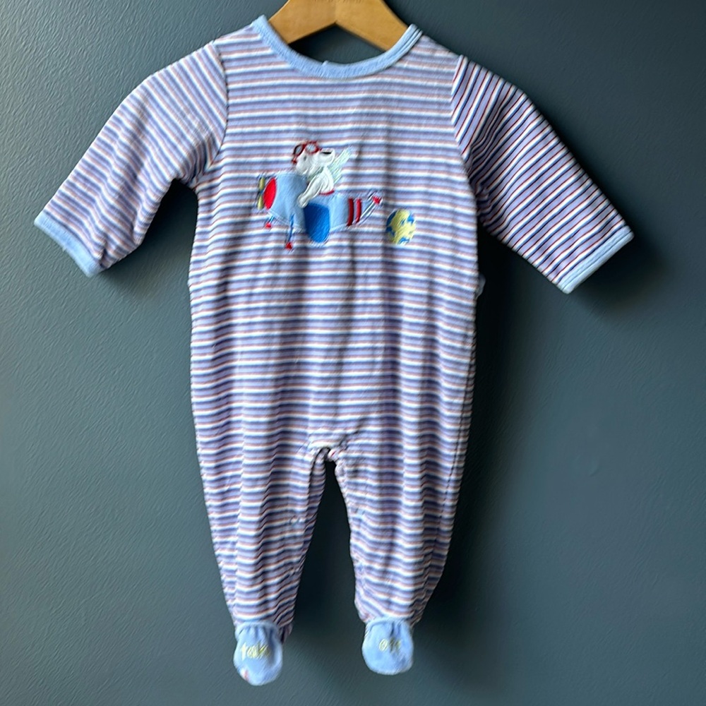 🌎 LIKE NEW Baby Inc Footie baby Pajamas size 6 mo striped dog plane globe